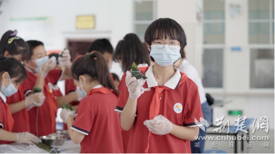 “书香筑梦·完美六一”公益活动圆满落幕