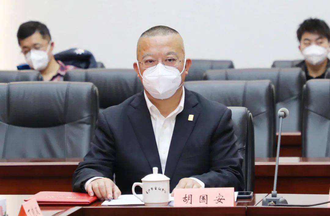 绿之韵集团董事长胡国安受聘为长沙市监察委员会特约监察员