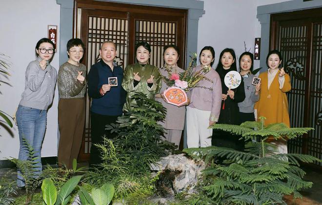 茶香雅韵 芳华绽放｜绿之韵集团举行“三八”女神节春日雅集活动